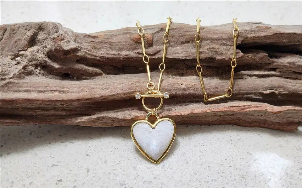 FUWO Wholesale Natural Moonstone Necklace,Love Heart Shaped White Quartz With 17"/22" Golden Stick OT Chain Jewelry 5 Pcs NC477