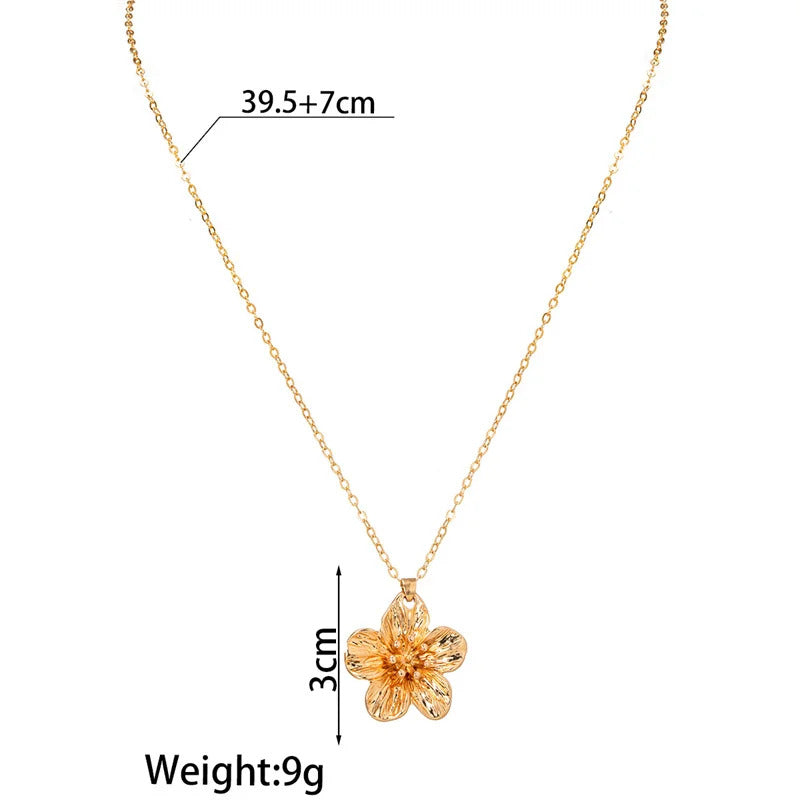 2025 Hot Style Stainless Steel Romantic Vintage Flower Pendant Necklace French Style High-end for Women Wedding Party Jewelry