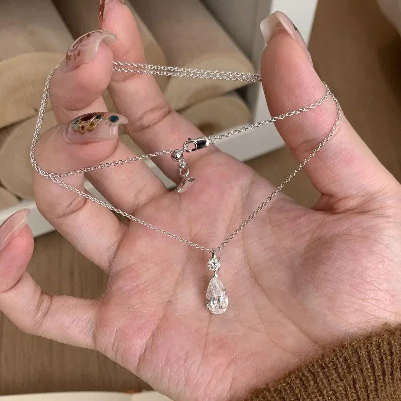 Unique sense of luxury simple fashion collar chains Light luxury silver 925 sparkling shaped water droplet necklaces jewelry