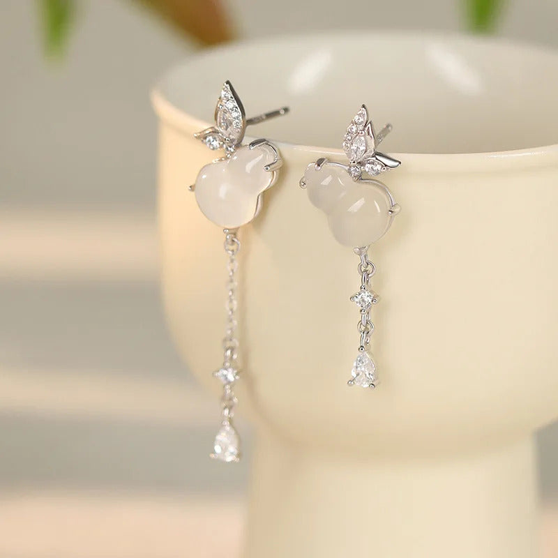 Thaya S925 Sterling Silver Women Earrings Chinese Style Pendant Earrings 14K Gold Plated Romantic Elegance Chalcedony Jewelry