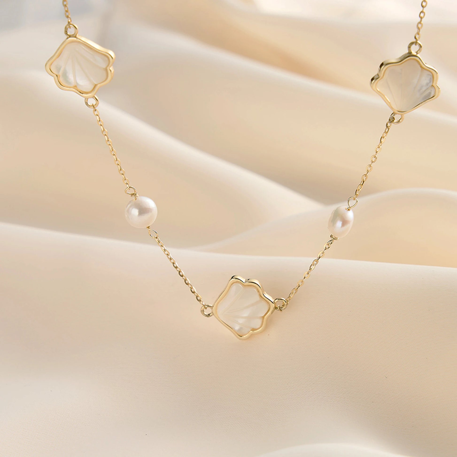 EFFIE QUEEN 925 Sterling Silver Conch Shell Pendant Necklace for Women, Ocean-Themed Jewelry Gift, Dainty Beach-inspired GPN86